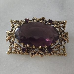 Purple Austria Crystal Gold Tone Brooch. Vintage Signed Made Austria